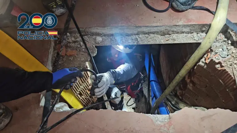 Desarticulada una de las mayores redes de distribución de hachís con el descubrimiento de un narcotúnel en Ceuta