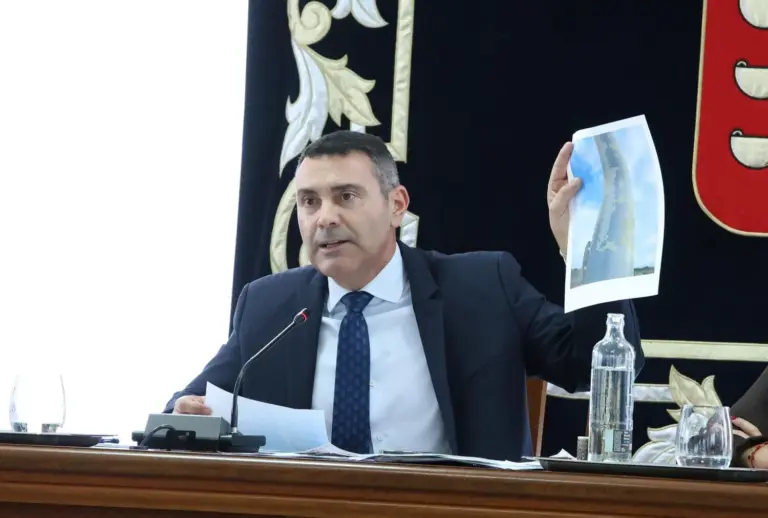 Lanzarote reivindica su control sobre el modelo energético