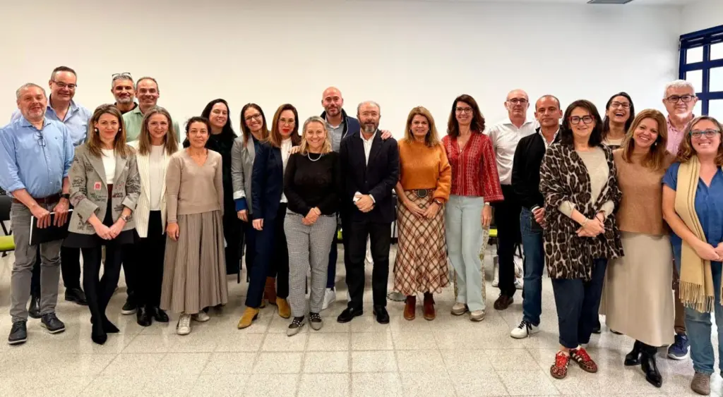 Sanidad refuerza la atención de más de 2.300 pacientes crónicos complejos en Gran Canaria