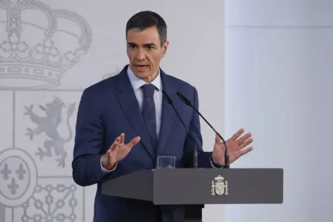 El Gobierno decide dividir en dos decretos ley las medidas contra la guerra tras la falta de acuerdo entre PSOE y Sumar