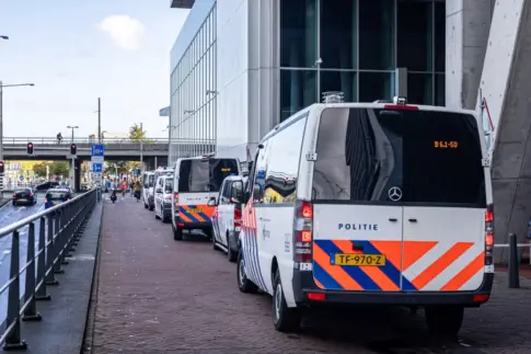 Un individuo hace estallar una bomba casera contra una escuela judía en Ámsterdam