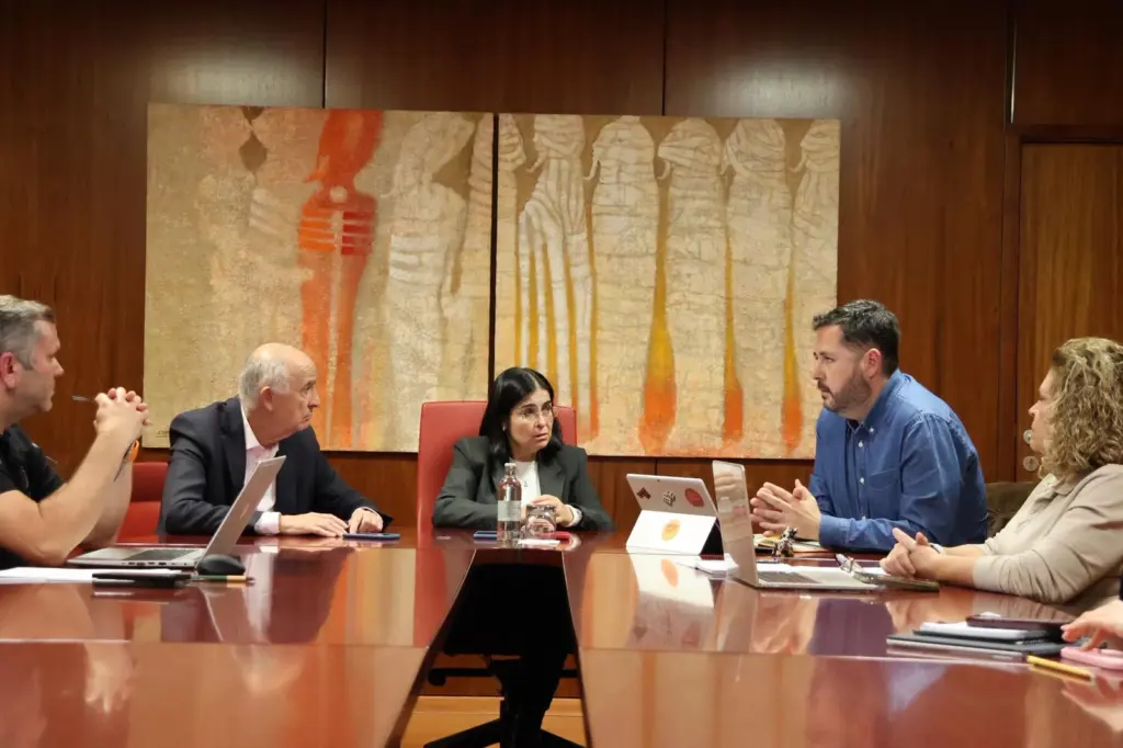 Reunión de coordinación de seguridad por la borrasca 'Therese'. Imagen Ayuntamiento de Las Palmas de Gran Canaria