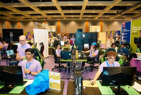 ‘Roscas y Cotufas’ se convierte en el escaparate del talento y el futuro de la Formación Profesional