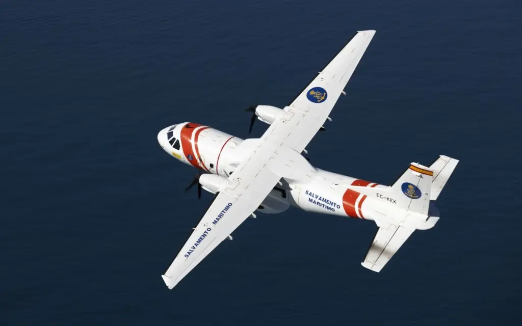 Salvamento Marítimo realiza una compleja evacuación a 150 millas de El Hierro