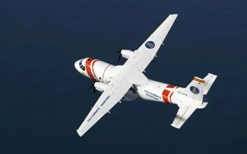 Salvamento Marítimo realiza una compleja evacuación a 150 millas de El Hierro