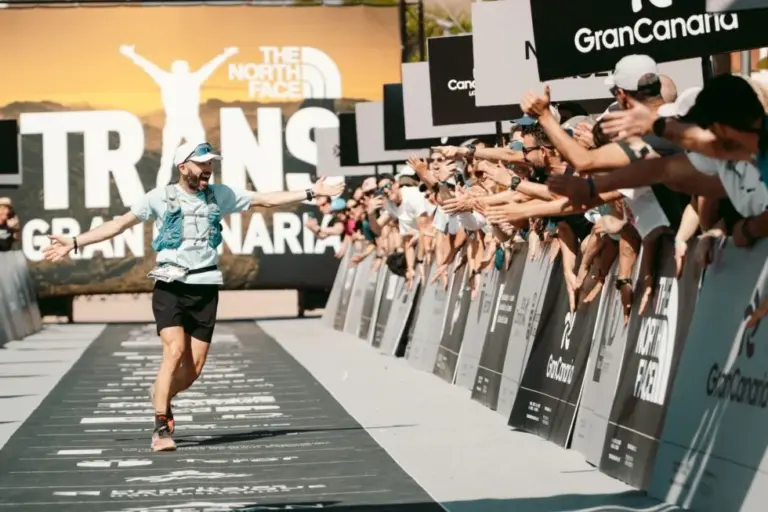 Arranca la Transgrancanaria 2026 con más de 6.000 corredores en las diferentes modalidades