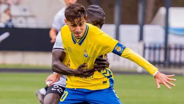 3-0 | El UB Conquense castiga a Las Palmas Atlético al final del partido