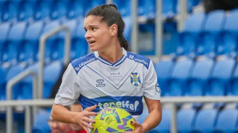 Violeta Quiles: “Hemos sabido resurgir, echarle orgullo y llevarnos los tres puntos”