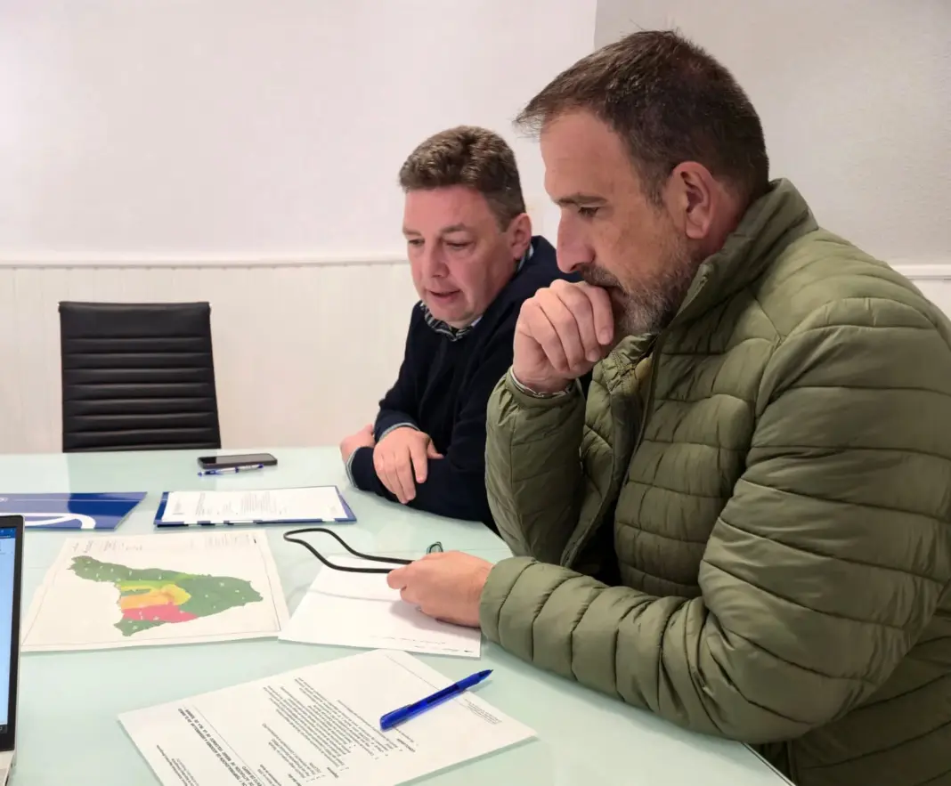 El Cabildo analiza con Arafo y Güímar el mapa de riesgo volcánico