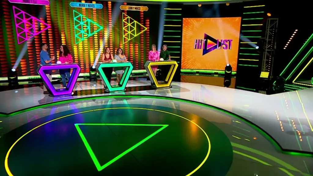 Los primos Manu y Eli buscan el tripele este jueves en ‘Hit List’. RTVC