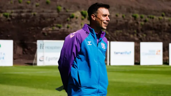 El Costa Adeje Tenerife quiere hacer el Heliodoro un fortín