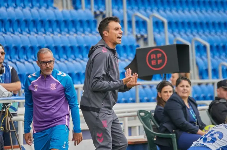 El Costa Adeje Tenerife confía en la remontada en la Copa ante el Atlético de Madrid