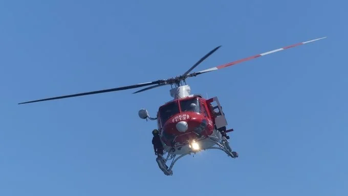 El helicóptero del GES rescata a una senderista herida al sufrir una caída en el Parque Nacional del Teide