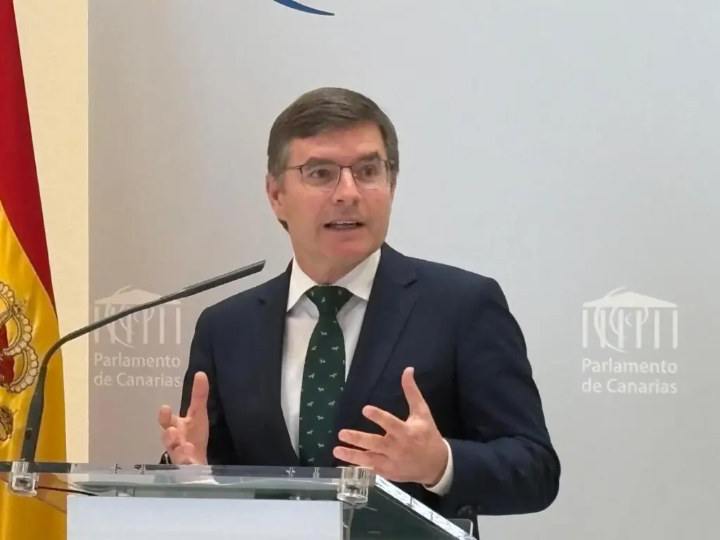 Nicasio Galván, durante su intervención ante los medios para analizar el discurso del presidente del Gobierno. Imagen RTVC