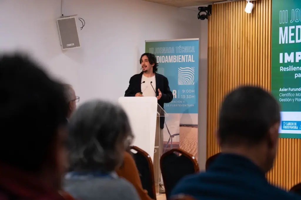 El cambio climático y los riesgos en las costas centran la III Jornada Técnica Medioambiental