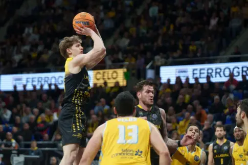 79 – 76 El La Laguna Tenerife derrota por la mínima al Dreamland Gran Canaria