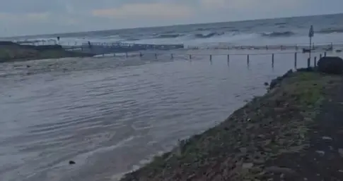 Therese sigue dejando lluvia y viento en las islas | Minuto a minuto