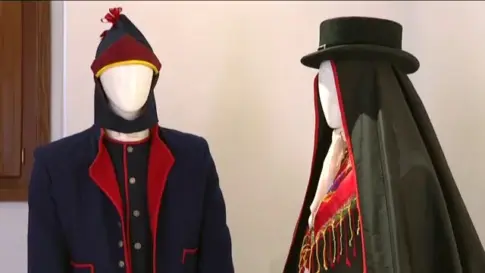 Antigua fomenta las tradiciones de Fuerteventura con un taller de confección de vestimenta canaria