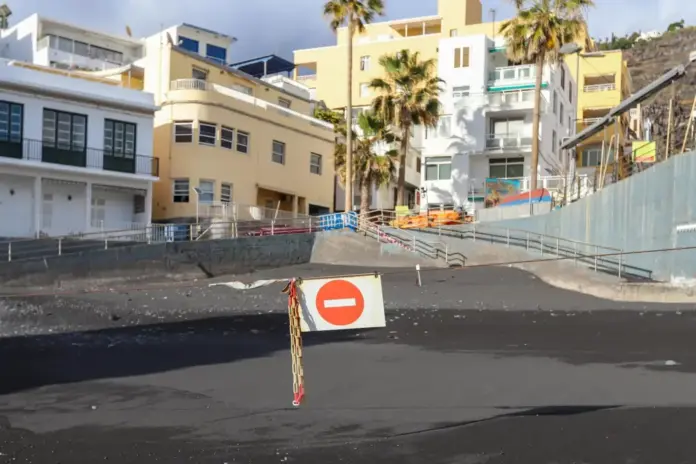 Cierran el acceso a Playa Chica en Puerto Naos