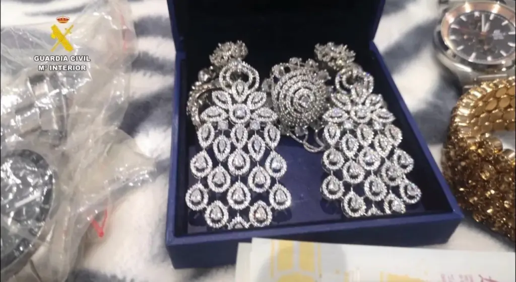 Joyas intervenidas en el taller de falsificaciones de Tenerife