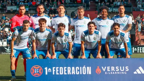 1-1 | Se le escapan dos puntos al CD Tenerife en su visita al AD Mérida