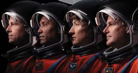 Los astronautas de la misión Artemis II realizan con éxito la segunda maniobra para volver a la Tierra