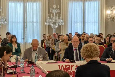 Borrell afirma que si la UE comparte ejército dará «un gran paso adelante en integración política»