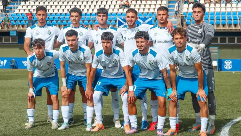 4-0 | El CD Tenerife B golea al CD Coria y sigue aspirando a la promoción