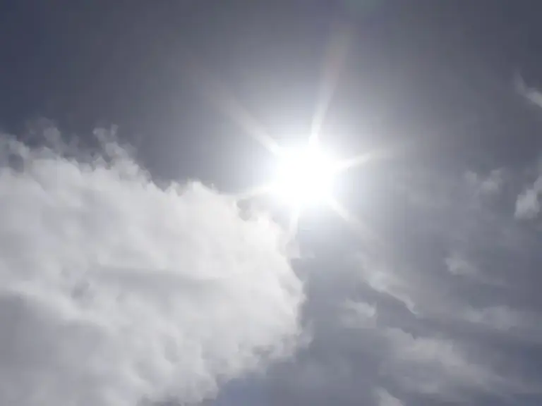 Fin de semana marcado por viento intenso, calor y calima en Canarias