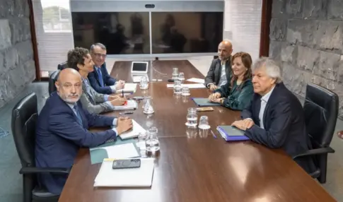 Canarias y el Estado activan los grupos de trabajo técnicos sobre los aeropuertos