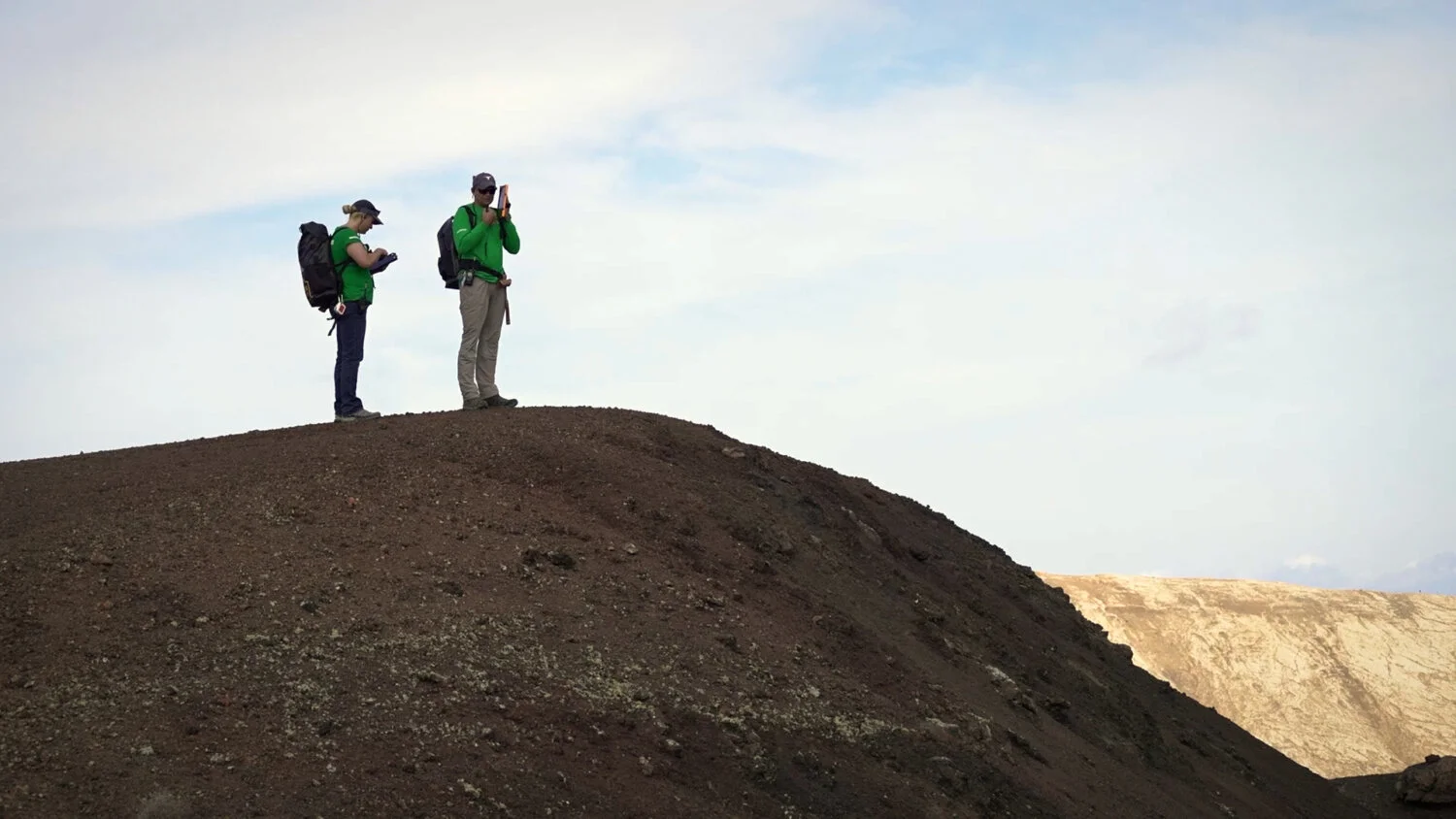 `Canarias Futura´ recorre Lanzarote y La Graciosa, islas convertidas en laboratorios de otros mundos