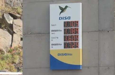 El combustible asfixia el bolsillo de los conductores en La Gomera