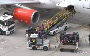 La incertidumbre internacional amenaza la conectividad y el turismo en Canarias