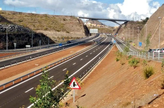 Uno de los tramos de la Circunvalación de Arucas. Imagen Policía Local Las Palmas de Gran Canaria