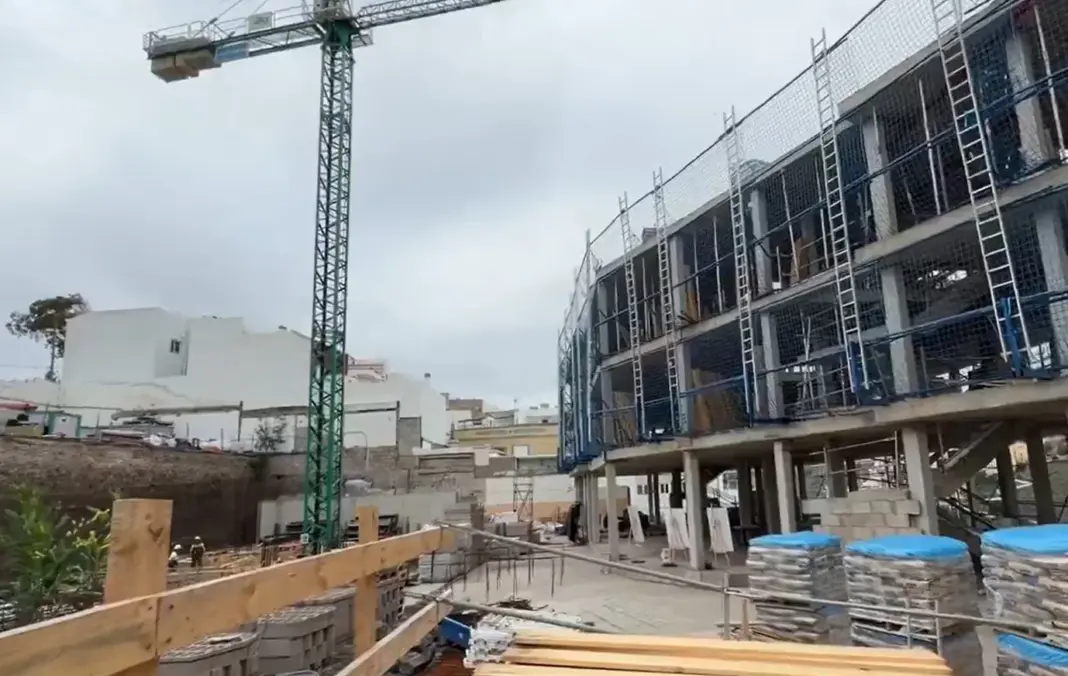 Obras de viviendas públicas en El Secadero. Imagen del vídeo publicado por el Cabildo de Gran Canaria