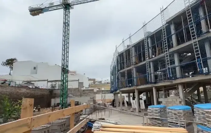 Obras de viviendas públicas en El Secadero. Imagen del vídeo publicado por el Cabildo de Gran Canaria