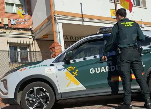 Detienen a un hombre por robar con violencia a un familiar anciano en Vecindario