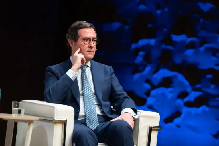 La CEOE prevé una caída del crecimiento económico por la guerra