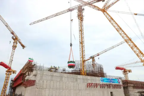 Irán denuncia ataques de Estados Unidos e Israel contra su central nuclear