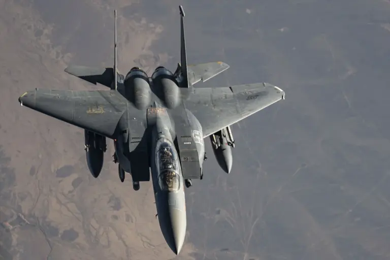 Trump anuncia el rescate del militar desaparecido en Irán