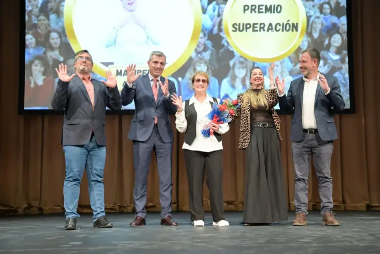 Ocho mujeres reciben el premio a los valores en las Neurolimpiadas de Tenerife