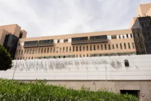 El Hospital Doctor Negrín recibe la Acreditación Oro por su lucha contra el VIH