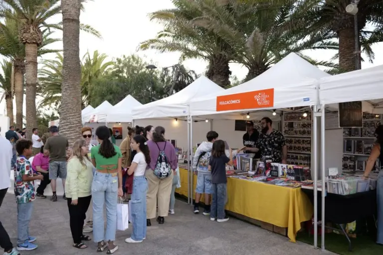 Juan José Millás, Máximo Huertas y Elisabet Benavent, protagonistas de la ‘IV Fiera del Libro’ de Lanzarote