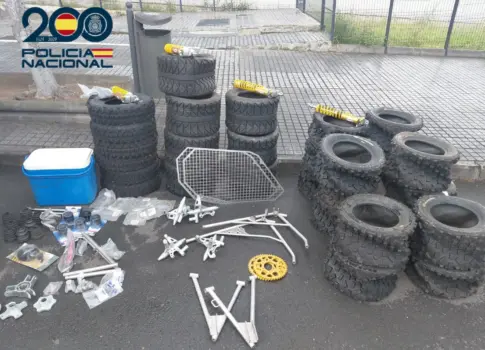 La Policía Nacional detiene dos hombres por robo en un taller de karts