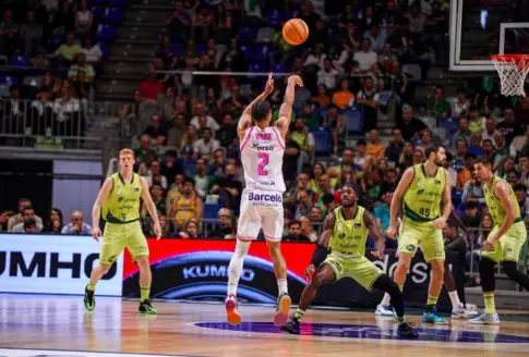 100-101| El Dreamland Gran Canaria firma una remontada ante Unicaja y gana en la prórroga | J30 Liga Endesa 25-26