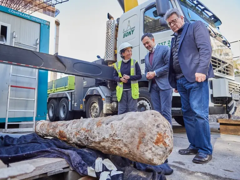 Hallan un cañón en las obras del edificio anexo al Cabildo de Tenerife