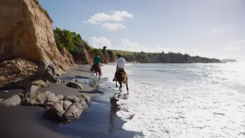 ‘Islas Felices’ viaja de las playas del Caribe a los paisajes volcánicos de Sicilia y La Palma