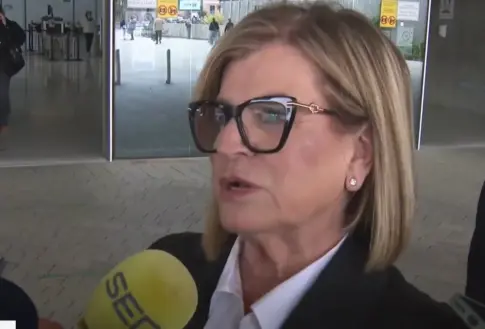 Medina afirma estar «muy tranquila» tras comparecer ante el juez por el ‘caso Valka’
