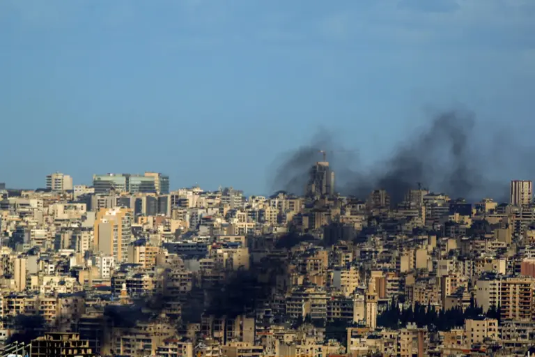 Israel y Hezbolá intercambian ataques antes de entrar en vigor la tregua en Líbano