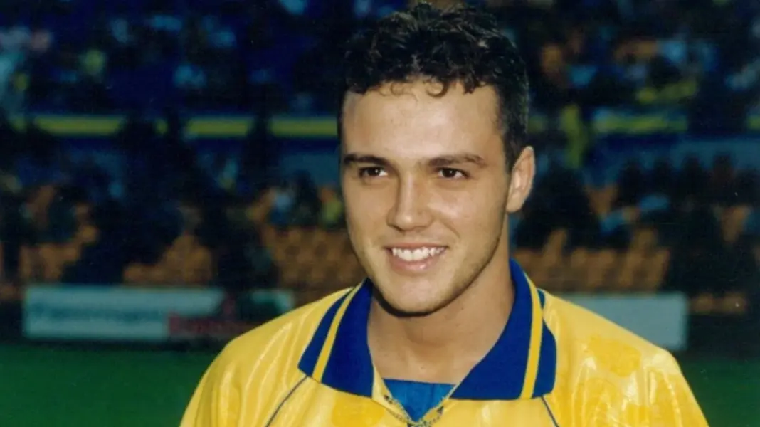 "La UD Las Palmas lamenta el fallecimiento de Ángel Sánchez y muestra sus condolencias a sus familiares y amigos. Descanse en paz", señaló el club canario.